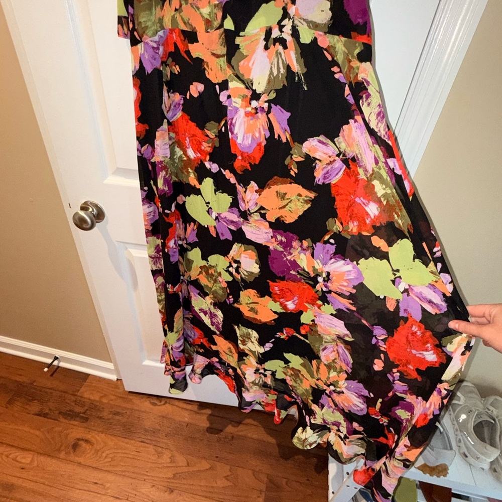 NWT London Times Petite Floral-Print Cold Shoulder Maxi Dress Size: 20W - Picture 9 of 16